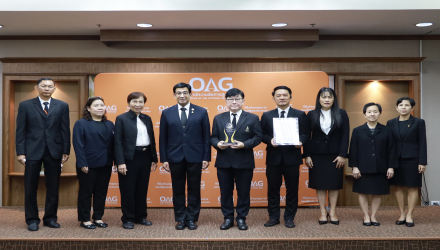 ศูนย์คุณธรรม มอบรางวัล Thailand Moral Awards แก่ สำนักงานคุ้มครองสิทธิและช่วยเหลือทางกฎหมายแก่ประชาชน สำนักงานอัยการสูงสุด องค์กรต้นแบบด้านคุณธรรมที่อุทิศตนเพื่อคุ้มครองสิทธิและสร้างความเป็นธรรมให้แก่ประชาชน