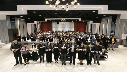 ศูนย์คุณธรรม สานพลังเครือข่าย 32 หน่วยงาน 22 จังหวัด ถอดบทเรียน “ครอบครัวพลังบวก” สู่ข้อเสนอและก้าวต่อไปของครอบครัวคุณธรรมในสังคมไทย