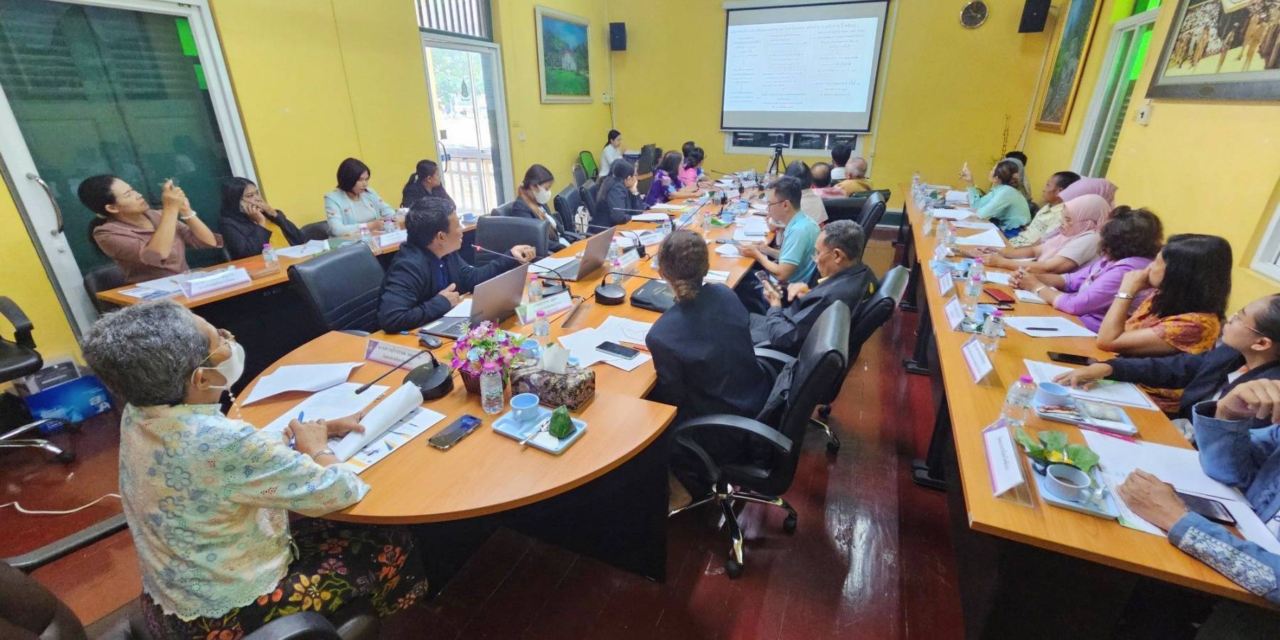 ศูนย์คุณธรรม ร่วมประชุม “เครือข่ายภาคประชาสังคมและเครือข่ายธุรกิจเอกชน เพื่อขับเคลื่อนจังหวัดคุณธรรม จังหวัดพังงา ปี 2568” 